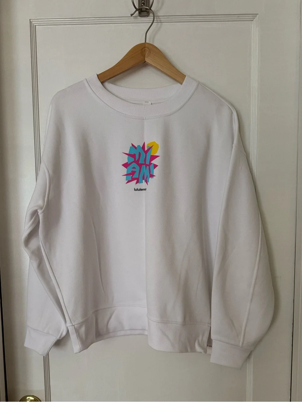 NWT Lululemon perfectly oversized fleece crew *Miami